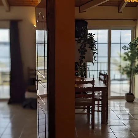 Panorama Apartment *